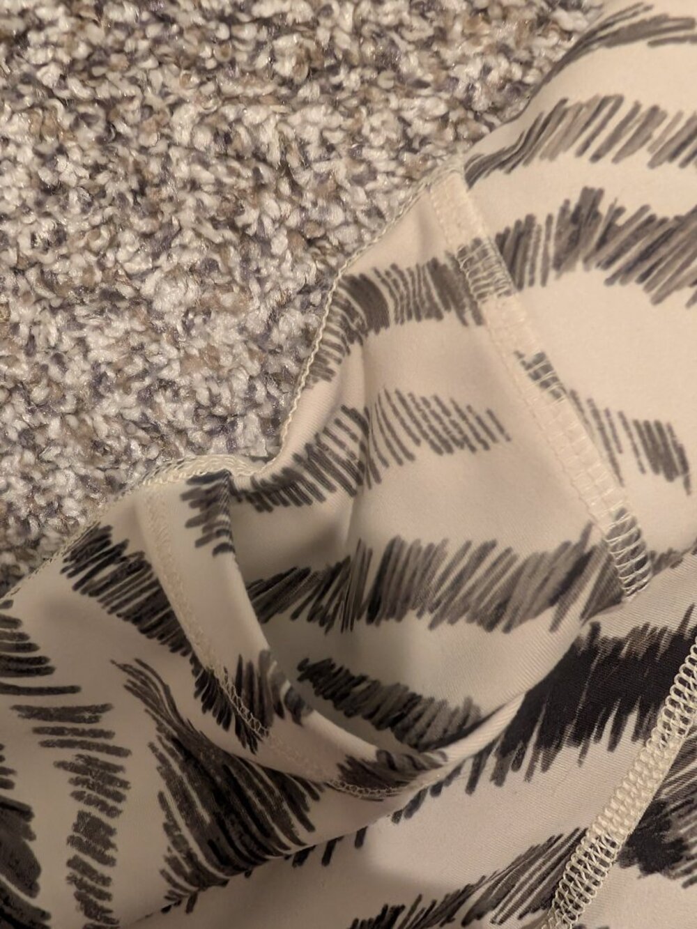 DSG Zebra Sketch High-Waisted 7/8 Athletic Leggings Small - Picture 7 of 9